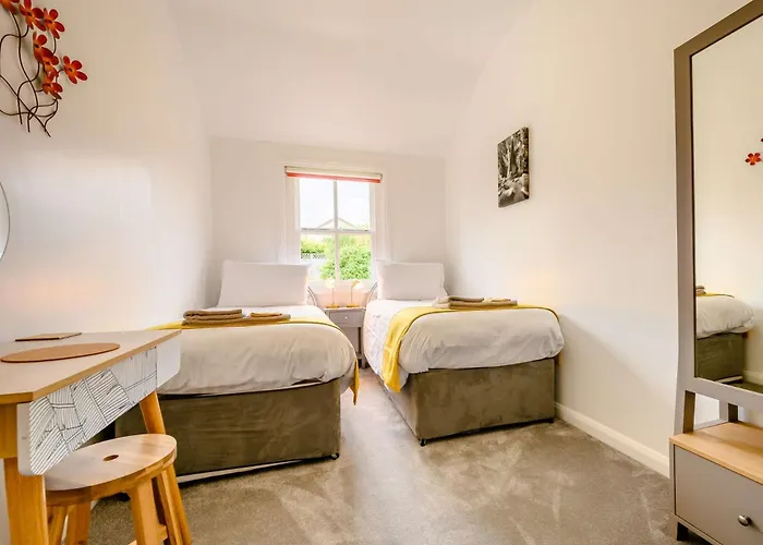 بيت للعطل 2 Bed In 88864 *